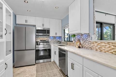 2822 SW Natura Boulevard, Deerfield Beach FL - photo 10 of 45