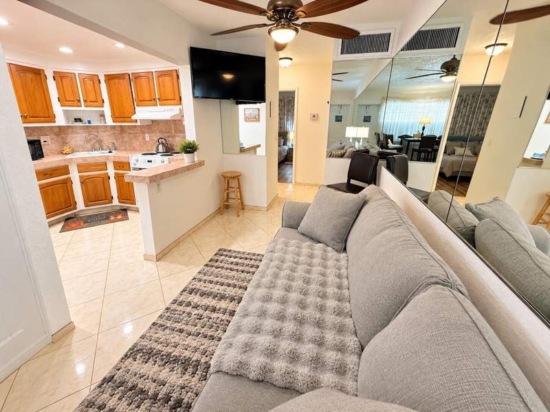 1 bedroom Condominium at 5201 NE 24th Terrace #A110, Maybury Mansions Condo, Fort Lauderdale — photo 5