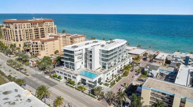 2 bedroom Condominium at 3319 N Ocean Drive #Th6, Hollywood Beach Second Add, Hollywood — photo 1