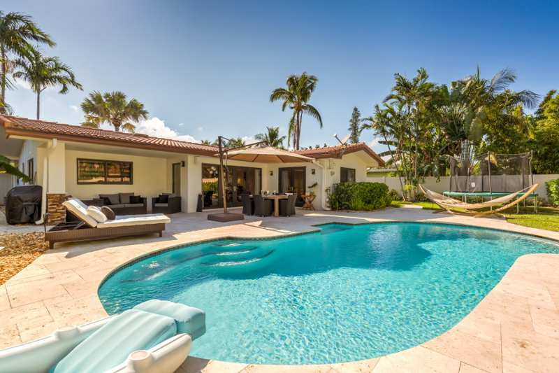 3 bedroom Single Family Residence at 1824 SE 23rd Drive, Harbour Heights Add, Fort Lauderdale — photo 1