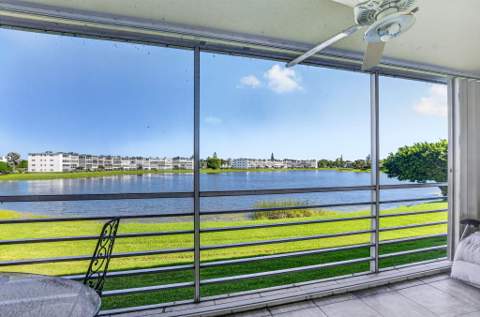 2025 Cornwall B, Boca Raton FL - photo 22 of 53