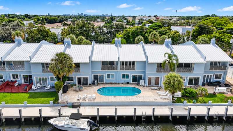 2 bedroom Townhouse at 2107 NE 44th Street, Grand Key Canal Townhouses, Lighthouse Point — photo 1