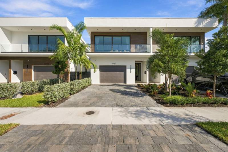4 bedroom Townhouse at 1005 NE 3rd Street, Stranahans Sub, Fort Lauderdale — photo 2