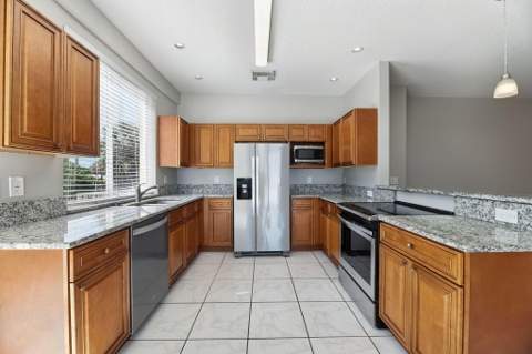 840 SE 20th Avenue, Deerfield Beach FL - photo 13 of 41