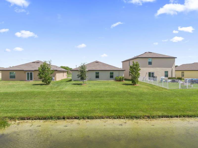 3 bedroom Single Family Residence at 4235 Troon Place, Bent Creek Tract B-2, Fort Pierce — photo 4