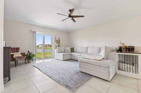 4235 Troon Place, Fort Pierce FL - photo 12 of 38