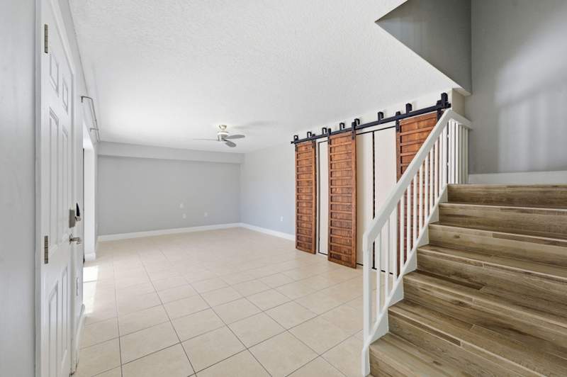 2 bedroom Townhouse at 236 Charter Way, Village Of Sandalwood Lakes North Repl, West Palm Beach — photo 3