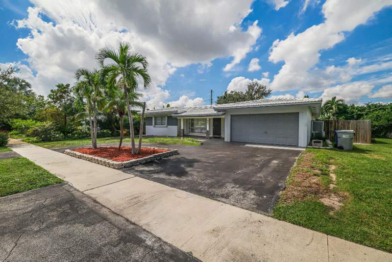 3 bedroom Single Family Residence at 461 SE 3rd Avenue, Garden Isles Sec 3, Pompano Beach — photo 2