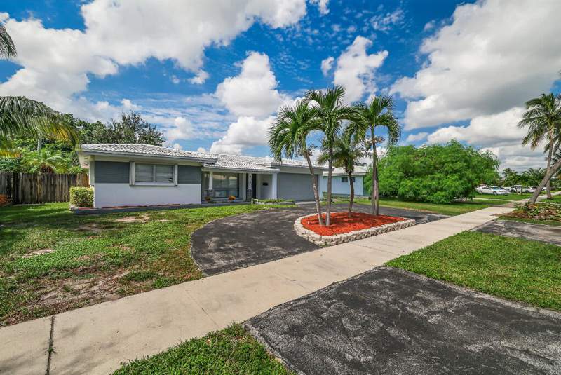 3 bedroom Single Family Residence at 461 SE 3rd Avenue, Garden Isles Sec 3, Pompano Beach — photo 3