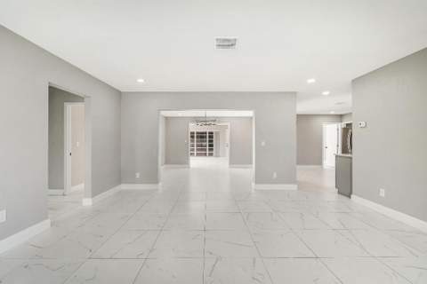 461 SE 3rd Avenue, Pompano Beach FL - photo 7 of 39
