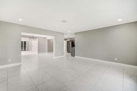 461 SE 3rd Avenue, Pompano Beach FL - photo 8 of 39