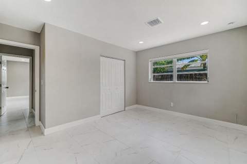 461 SE 3rd Avenue, Pompano Beach FL - photo 23 of 39