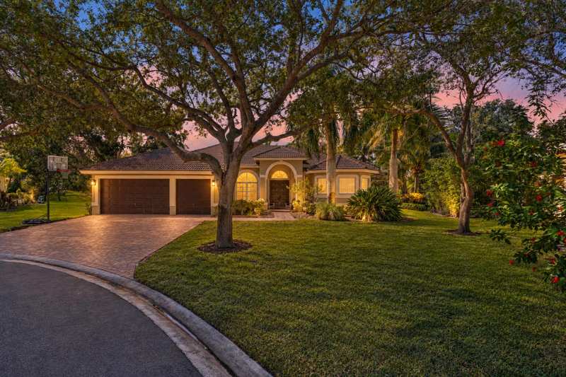 5 bedroom Single Family Residence at 6717 NW 107th Way, Fox Ridge, Parkland — photo 1