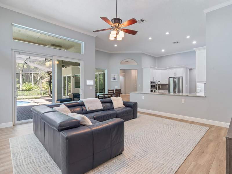 5 bedroom Single Family Residence at 6717 NW 107th Way, Fox Ridge, Parkland — photo 5