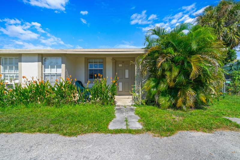 5 bedroom Single Family Residence at 1787 NE 49th Street, Pompano Beach Highlands, Pompano Beach — photo 2