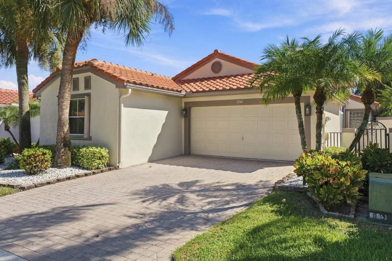 3 bedroom Single Family Residence at 11564 Augustus Drive, Jones Par D-3, Boynton Beach — photo 3