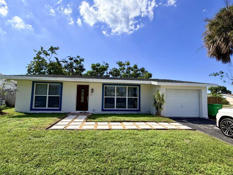 3 bedroom Single Family Residence at 2551 NW 98th Avenue, Sunrise Golf Village Sec 20, Sunrise — photo 1