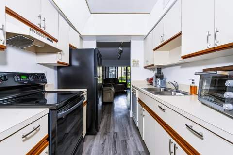 9505 NW 2nd Place, Coral Springs FL - photo 11 of 29