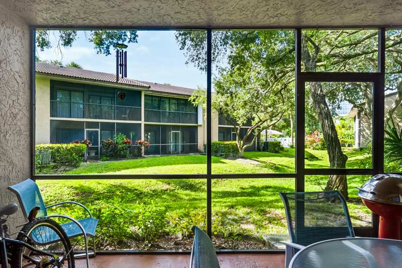 2 bedroom Condominium at 9505 NW 2nd Place, Kingsport Estates Condominium, Coral Springs — photo 1