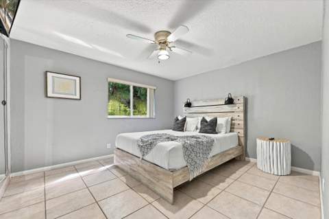 5660 Lee Drive, West Palm Beach FL - photo 23 of 42