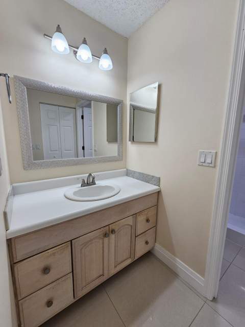 480 Hardwood Place, Boca Raton FL - photo 21 of 36