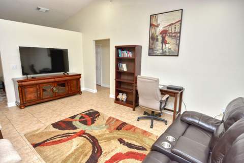 220 W Arbor Avenue, Port St. Lucie FL - photo 8 of 32