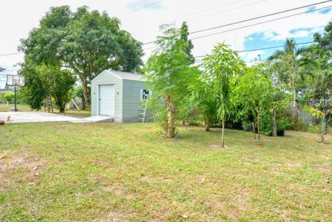 220 W Arbor Avenue, Port St. Lucie FL - photo 23 of 32