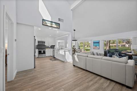 17014 Traverse Circle, Jupiter FL - photo 7 of 41