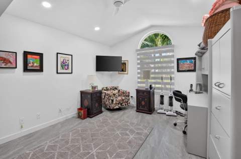 7640 Glendevon Lane, Delray Beach FL - photo 23 of 79