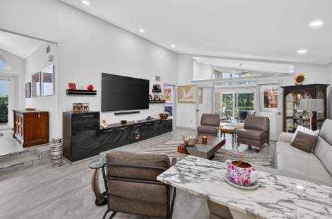 7640 Glendevon Lane, Delray Beach FL - photo 12 of 79
