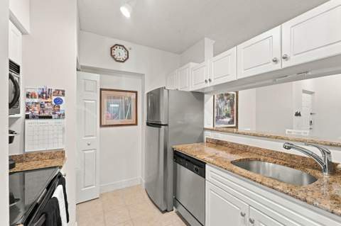1307 Tuscany Way, Boynton Beach FL - photo 6 of 39
