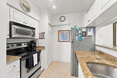 1307 Tuscany Way, Boynton Beach FL - photo 7 of 39