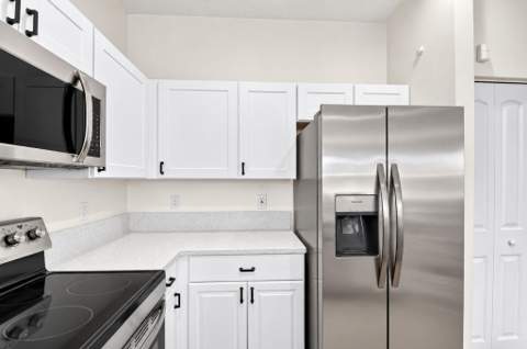 1006 Seminole Palms Drive, Greenacres FL - photo 11 of 41