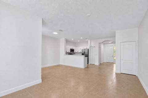 1006 Seminole Palms Drive, Greenacres FL - photo 15 of 41