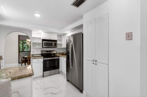 7865 La Mirada Drive, Boca Raton FL - photo 21 of 61