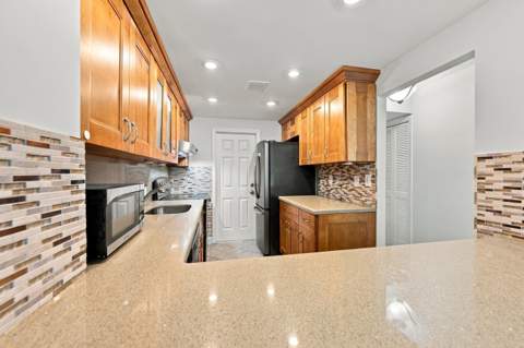 1021 Hillsboro Mile #103, Hillsboro Beach FL - photo 6 of 59