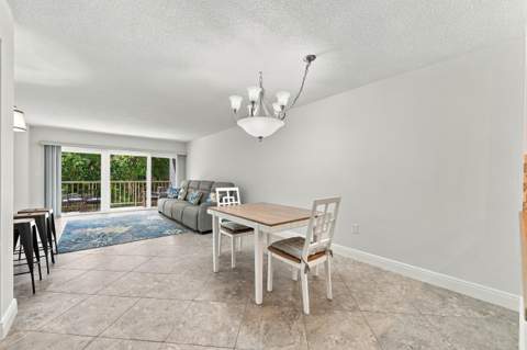 1021 Hillsboro Mile #103, Hillsboro Beach FL - photo 7 of 59