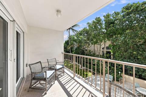 1021 Hillsboro Mile #103, Hillsboro Beach FL - photo 15 of 59