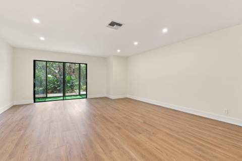 2641 Gately Drive #906, West Palm Beach FL - photo 11 of 48