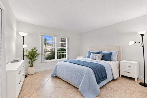 1021 Hillsboro Mile #103, Hillsboro Beach FL - photo 22 of 59