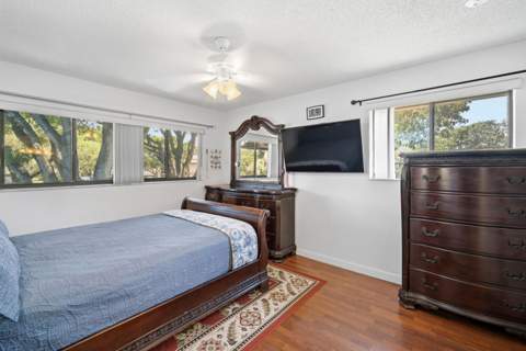 9965 N Belfort Circle #209, Tamarac FL - photo 11 of 31