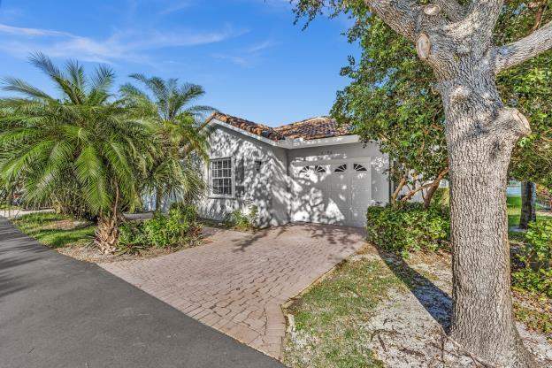 2 bedroom Villa at 5190 Sabal Gardens Lane #6, Sabal Gardens At Boca Teeca 2, Boca Raton — photo 3