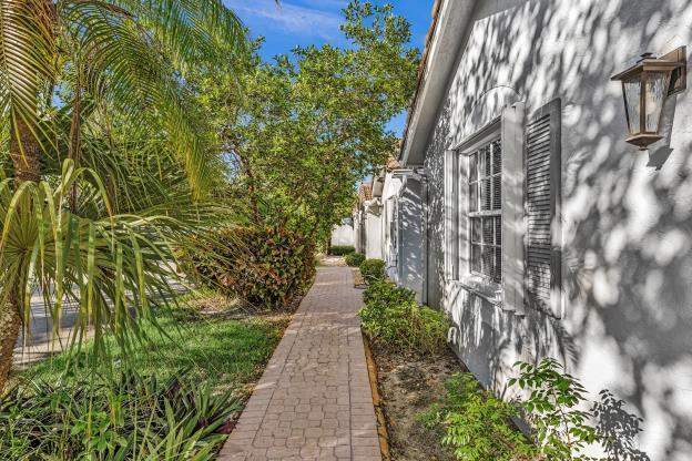 2 bedroom Villa at 5190 Sabal Gardens Lane #6, Sabal Gardens At Boca Teeca 2, Boca Raton — photo 5