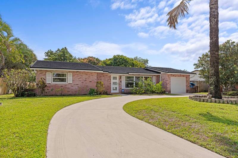 2 bedroom Single Family Residence at 324 Sandpiper Avenue, Willows The Second Add, Royal Palm Beach — photo 3
