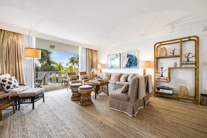 2 bedroom Condominium at 227 Australian #0035, Melborne House Condo, Palm Beach — photo 2
