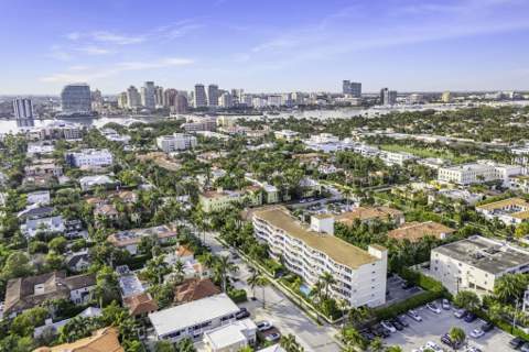 227 Australian #0035, Palm Beach FL - photo 15 of 16