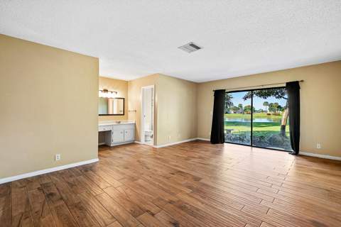 5527 Adair Way, Lake Worth FL - photo 24 of 76