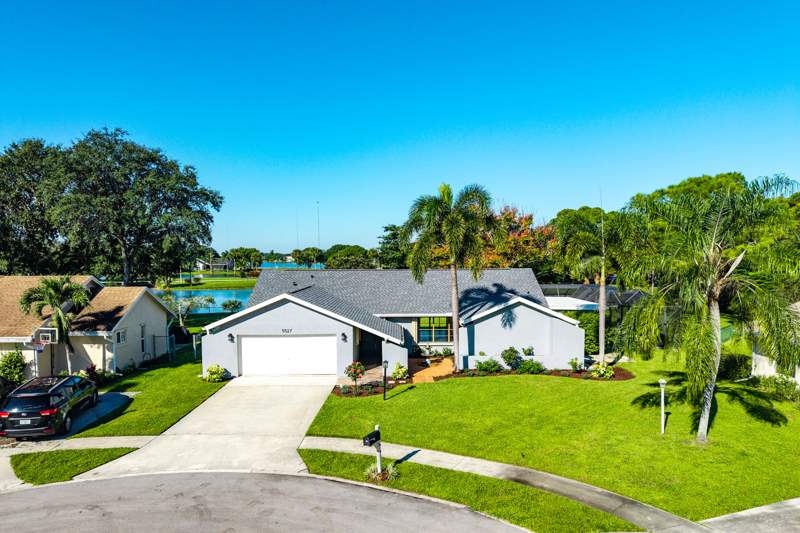 3 bedroom Single Family Residence at 5527 Adair Way, Lakes Of Lantana Replat Of Reserved Lots In Ph, Lake Worth — photo 5