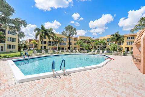 6890 Royal Palm Boulevard #101H, Margate FL - photo 14 of 26