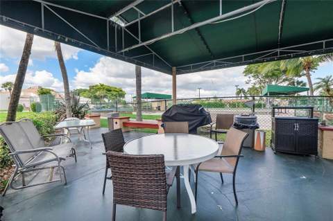 6890 Royal Palm Boulevard #101H, Margate FL - photo 20 of 26
